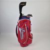 Golfklubbor med bag, skor och annat