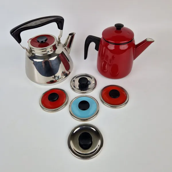 Kockums Emalj, kaffekannor, 2 st